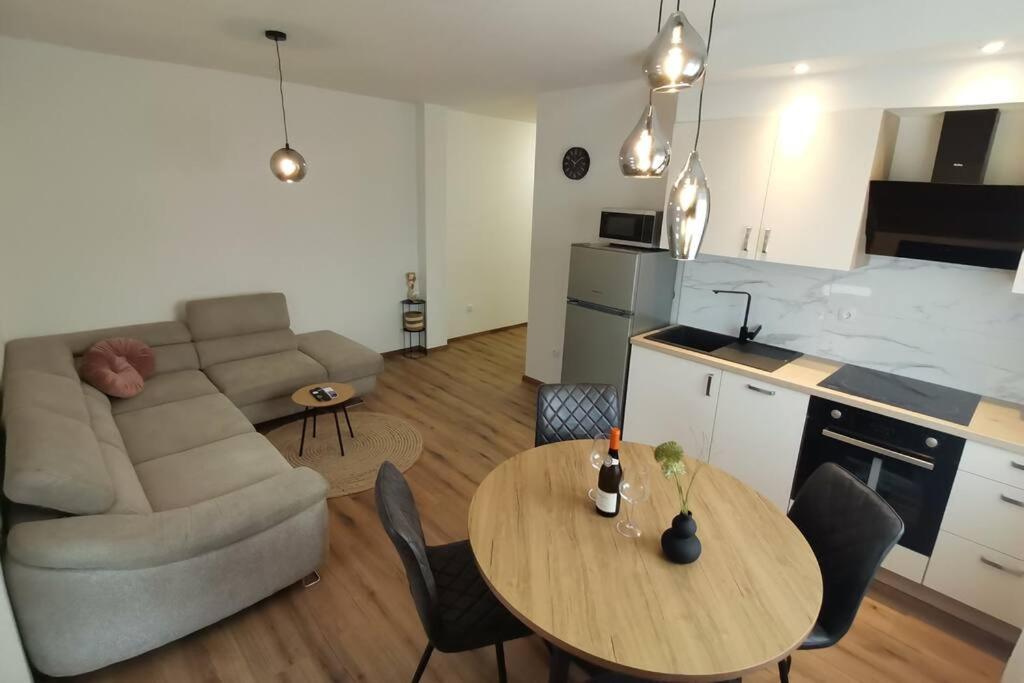 Apartment S Bibinje Bagian luar foto